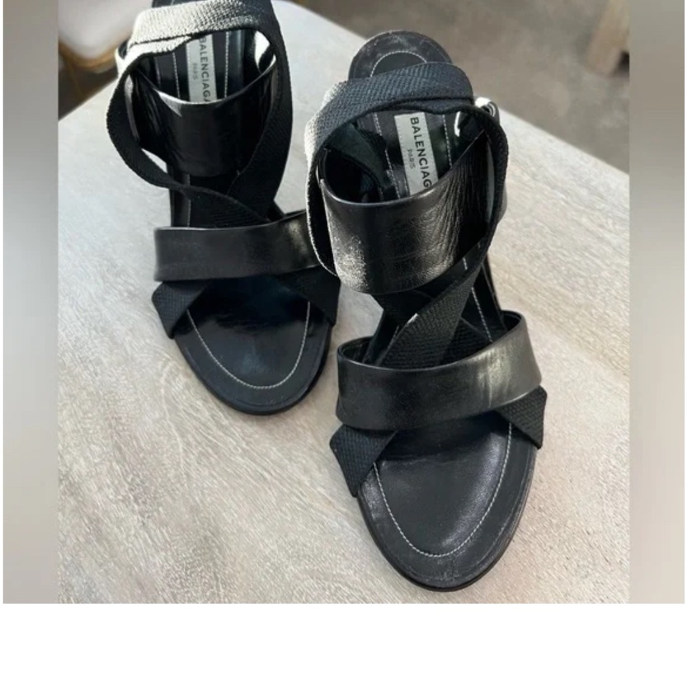 Balenciaga Chevreau Slingback Heels - Picture 4 of 9